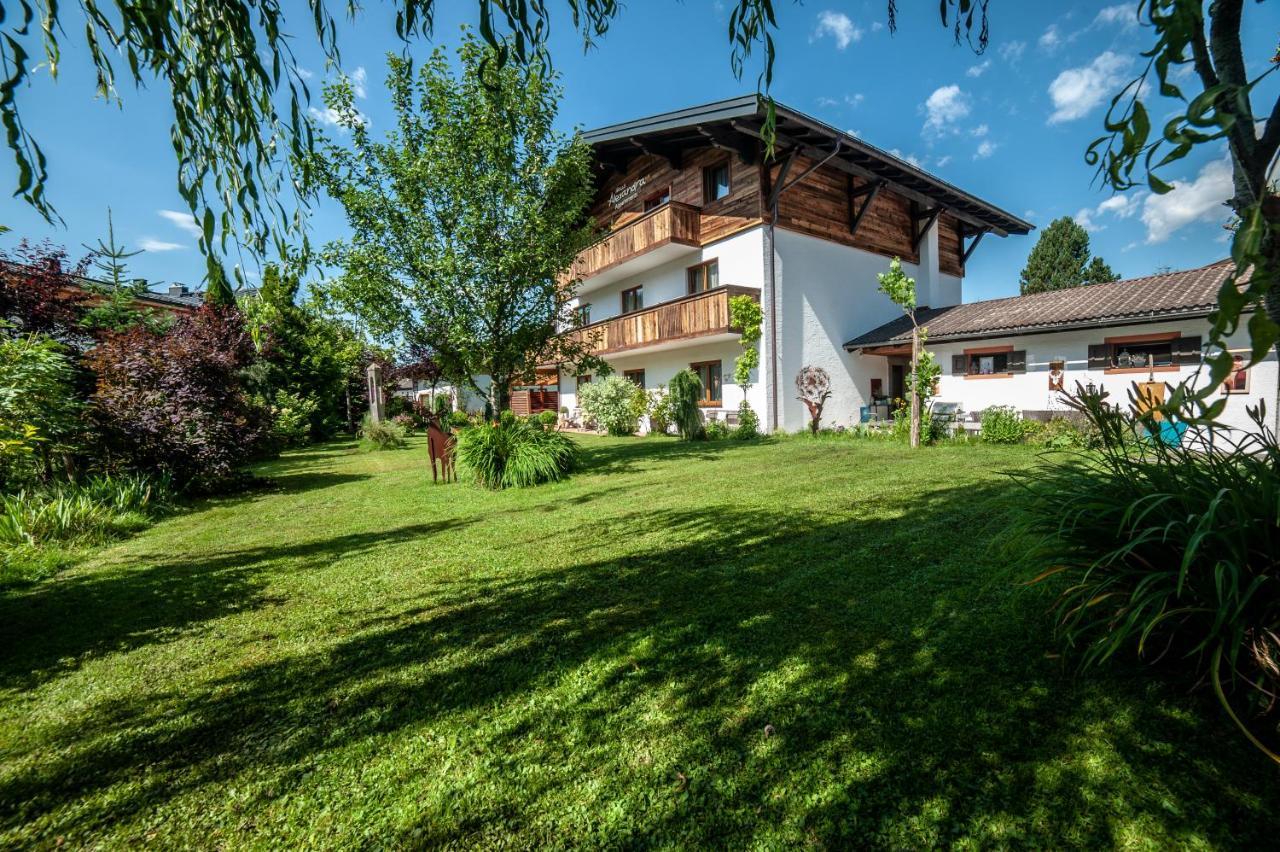 Haus Alexandra *